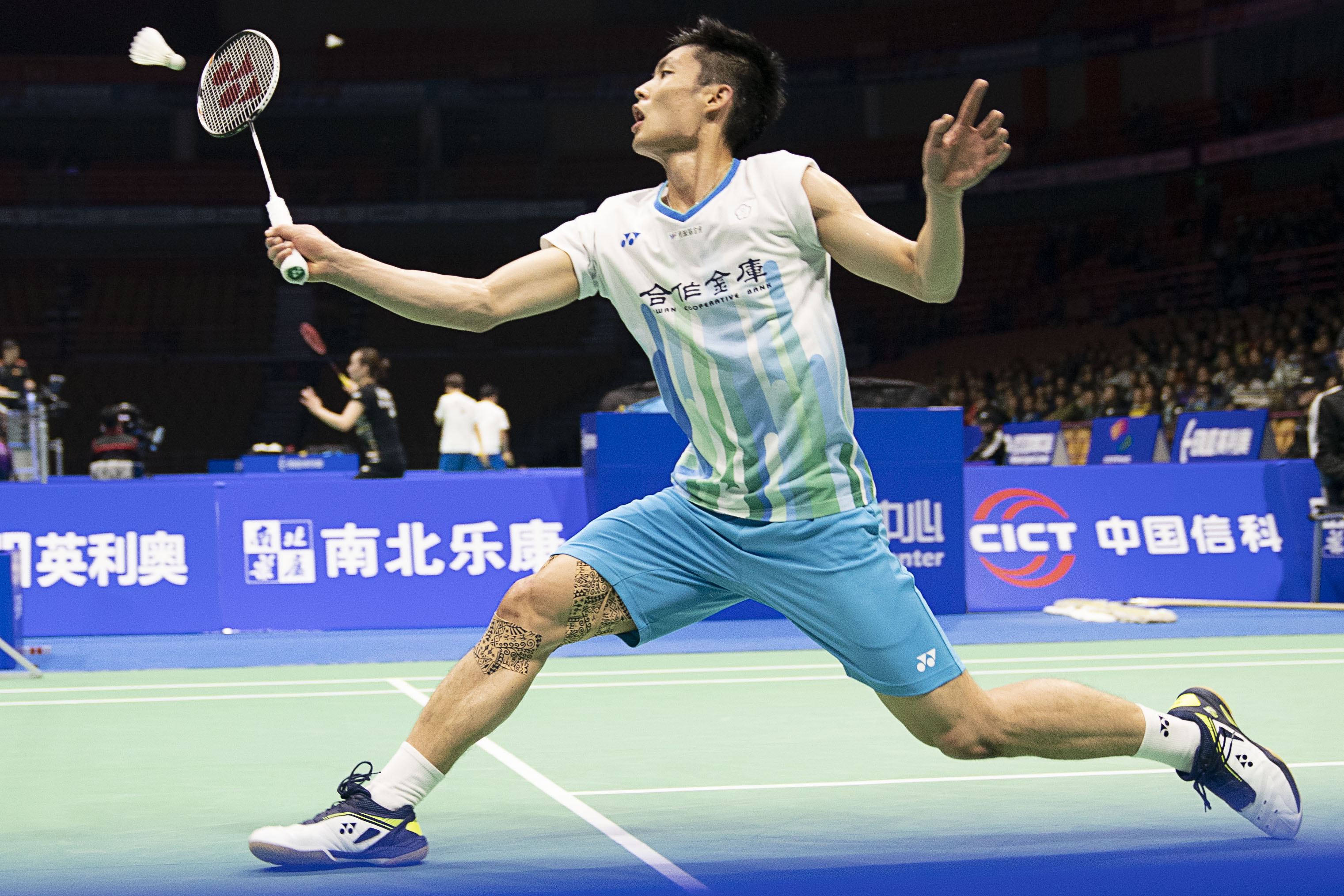 而对罗德里 而对罗德里